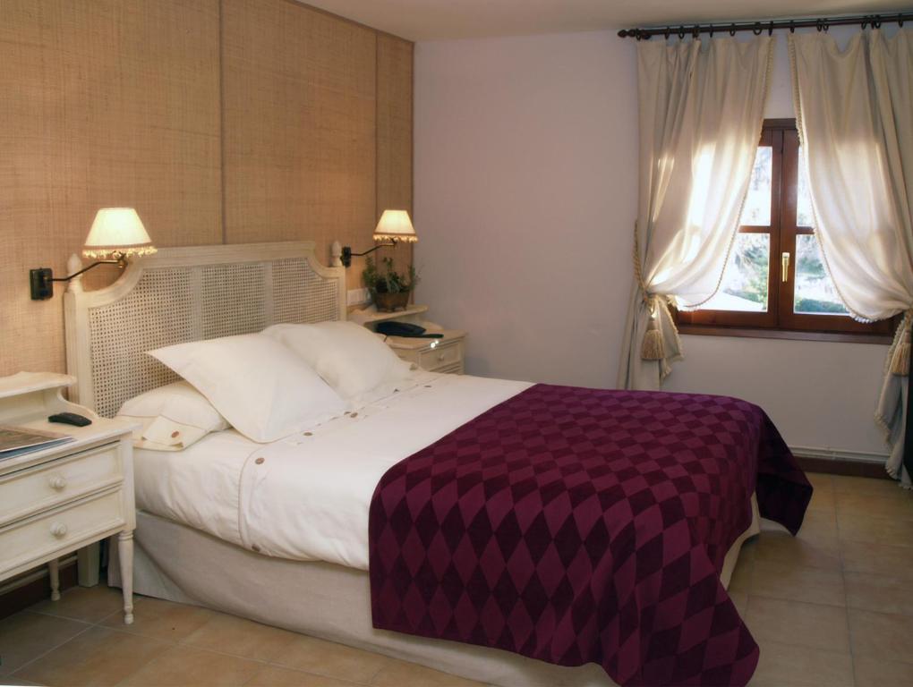 Hotel Plaza Castejon De Sos Room photo